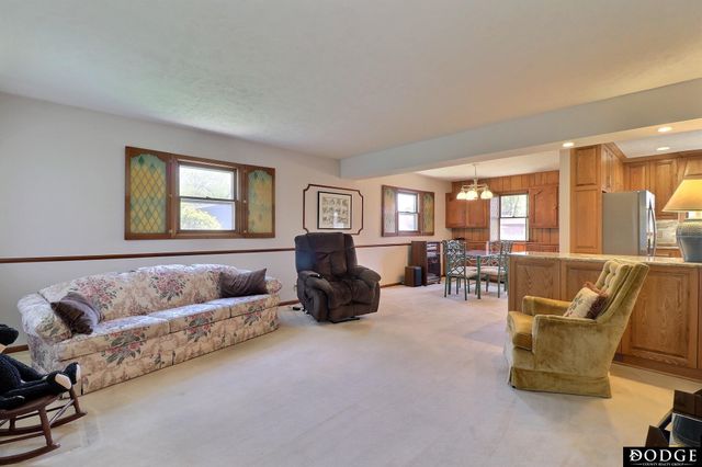 1935 E Bramblewood Lane, Fremont, NE 68025