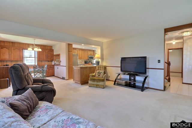 1935 E Bramblewood Lane, Fremont, NE 68025