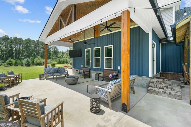 16658 Old River Road N, Statesboro, GA 30461