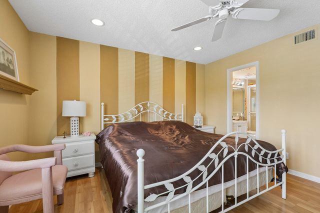306 Knotty Pine Circle A-2, Greenacres, FL 33463