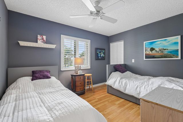 306 Knotty Pine Circle A-2, Greenacres, FL 33463