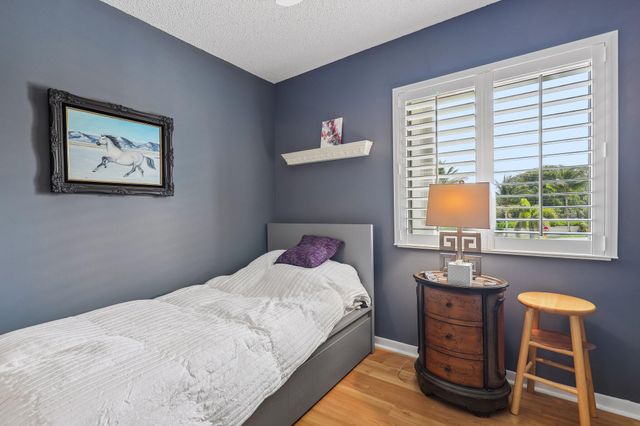 306 Knotty Pine Circle A-2, Greenacres, FL 33463