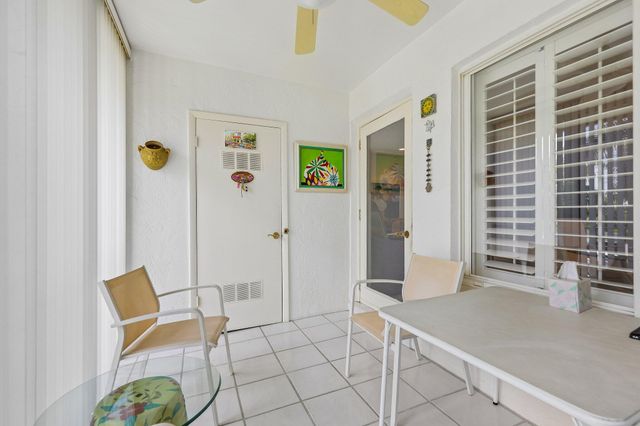 306 Knotty Pine Circle A-2, Greenacres, FL 33463
