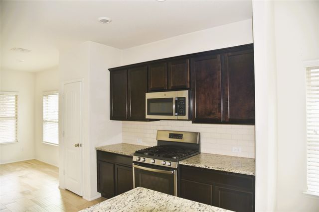 1405 Acmite Avenue, Cross Roads, TX 76227