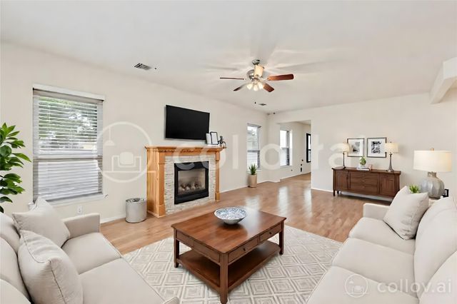 104 Honey Creek TRL, Georgetown, TX 78633