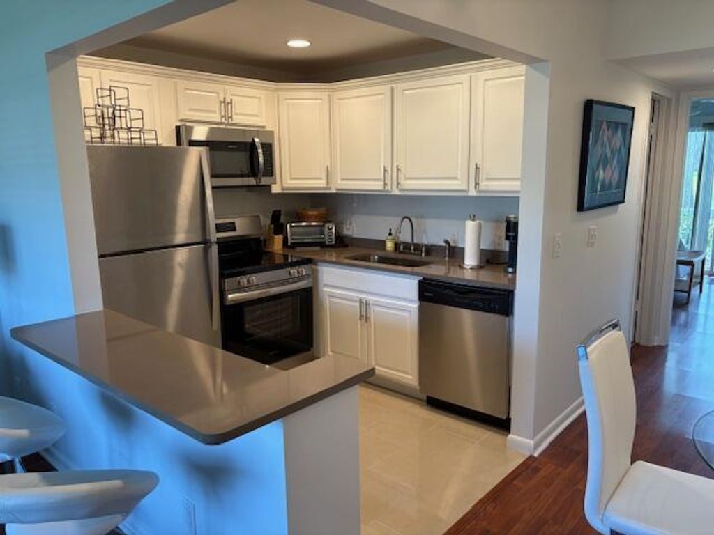 Image 4 of property listing at 7 Dorset A 7, Boca Raton, FL 33434