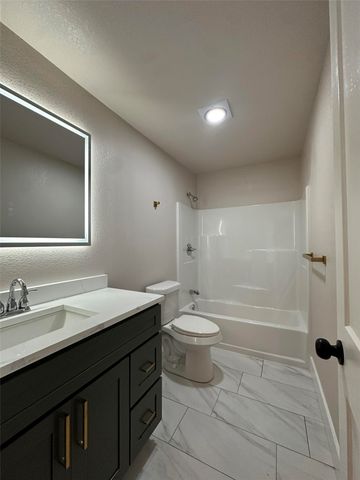 805 Green Street, Comanche, TX 76442