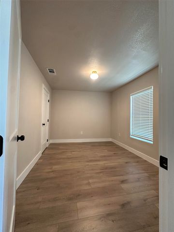 805 Green Street, Comanche, TX 76442