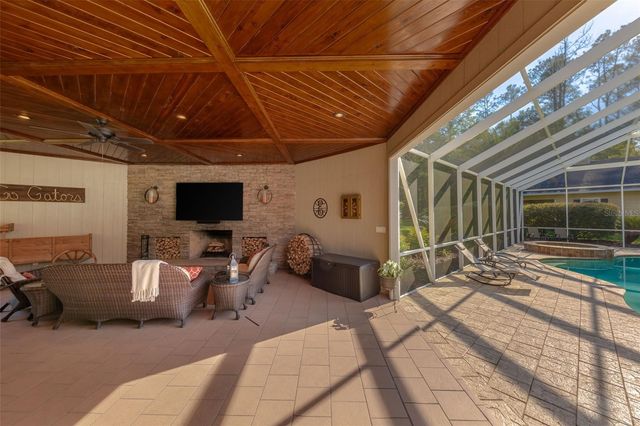 19103 NW 72ND AVENUE, Alachua, FL 32615