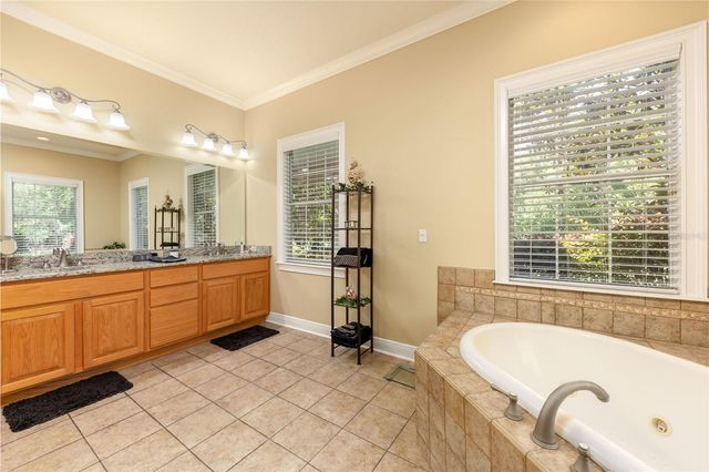 19103 NW 72ND AVENUE, Alachua, FL 32615