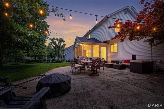 17821 Wilderness Cliff Court, Wildwood, MO 63005