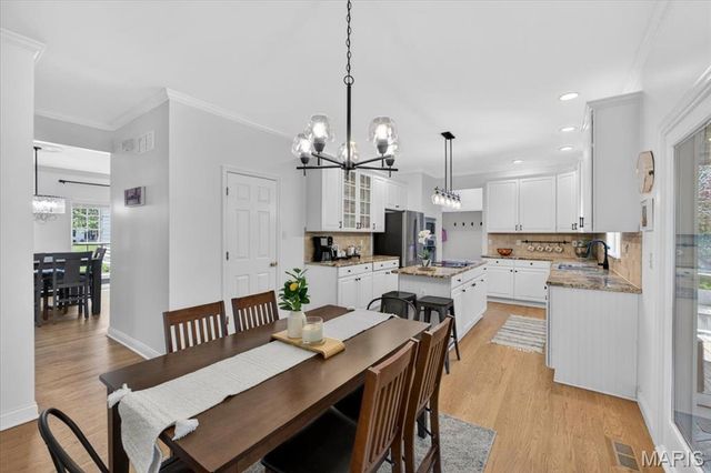 17821 Wilderness Cliff Court, Wildwood, MO 63005