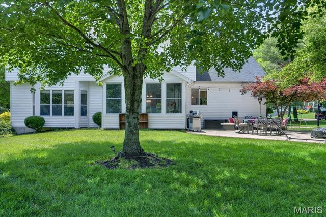 17821 Wilderness Cliff Court, Wildwood, MO 63005