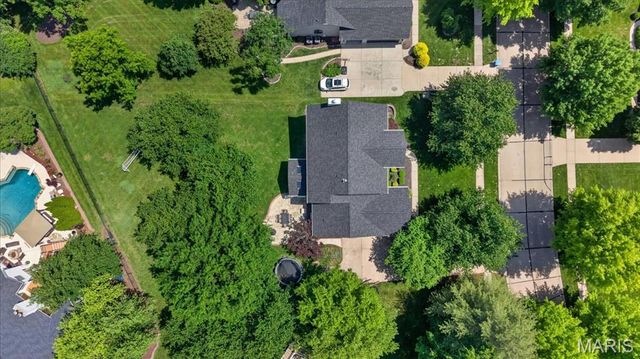 17821 Wilderness Cliff Court, Wildwood, MO 63005
