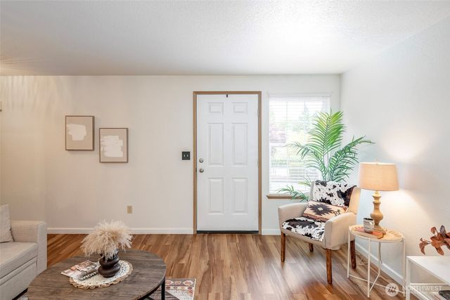5714 99th Street Ct E, Puyallup, WA 98373