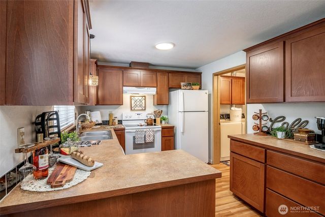 5714 99th Street Ct E, Puyallup, WA 98373