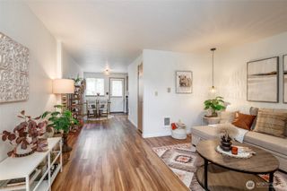 5714 99th Street Ct E, Puyallup, WA 98373