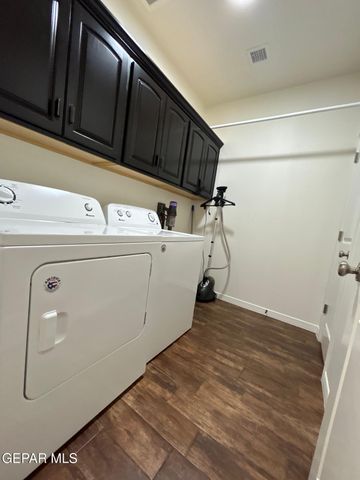 7349 Skyrocket Drive Drive, El Paso, TX 79911