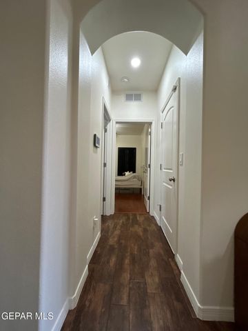 7349 Skyrocket Drive Drive, El Paso, TX 79911