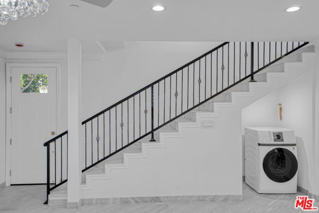 2017 Centinela Avenue C, Santa Monica, CA 90404