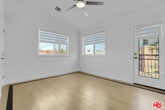 2017 Centinela Avenue C, Santa Monica, CA 90404