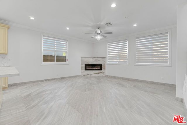 2017 Centinela Avenue C, Santa Monica, CA 90404
