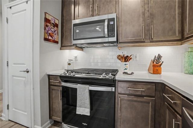 2913 Ilir Manor NW, Atlanta, GA 30318