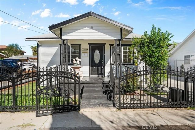 1218 Edith Avenue E, Alhambra, CA 91803