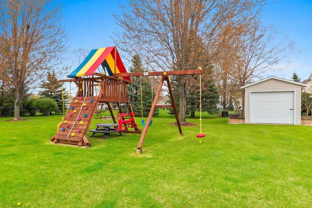 N1224 BOBWHITE DRIVE, Greenville, WI 54942