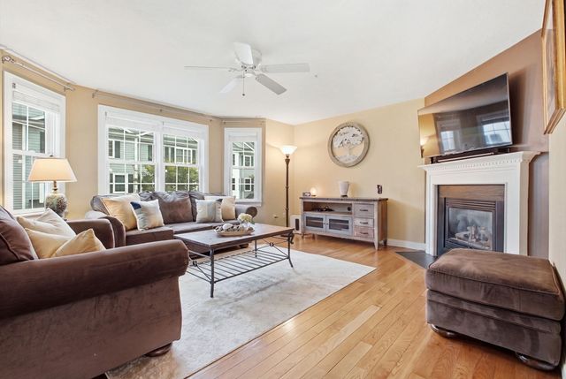 1975 Middlesex St 19, Lowell, MA 01851