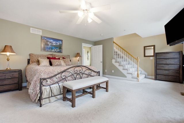 1975 Middlesex St 19, Lowell, MA 01851