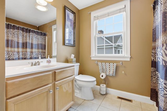 1975 Middlesex St 19, Lowell, MA 01851