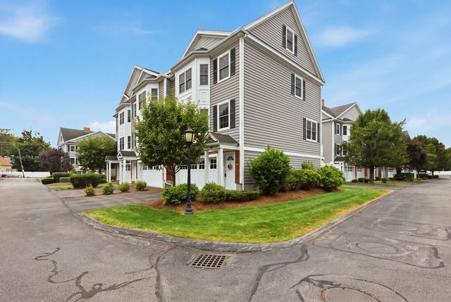 1975 Middlesex St 19, Lowell, MA 01851