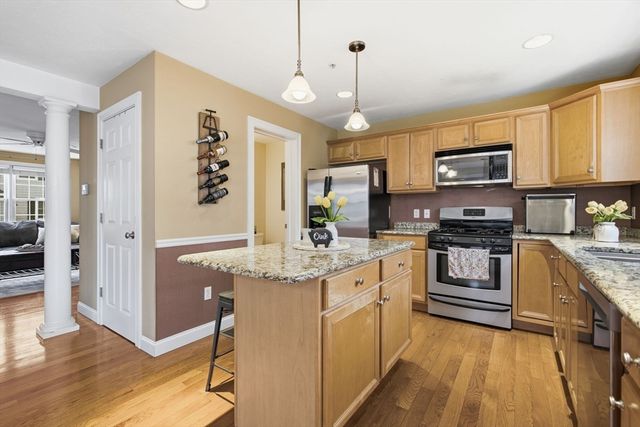 1975 Middlesex St 19, Lowell, MA 01851