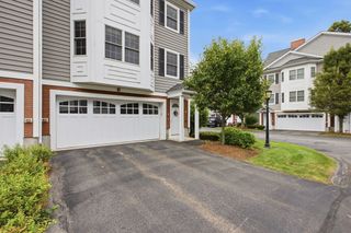 1975 Middlesex St 19, Lowell, MA 01851