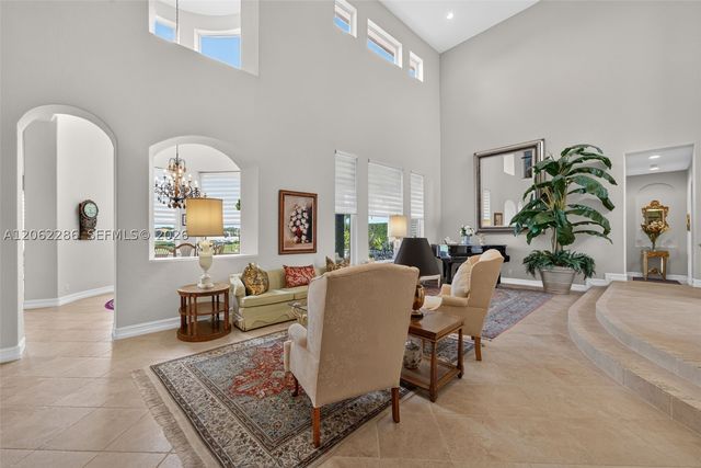 11867 NW 69th Pl, Parkland, FL 33076