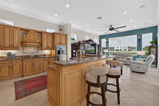 11867 NW 69th Pl, Parkland, FL 33076