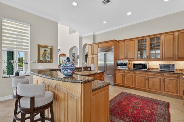 11867 NW 69th Pl, Parkland, FL 33076