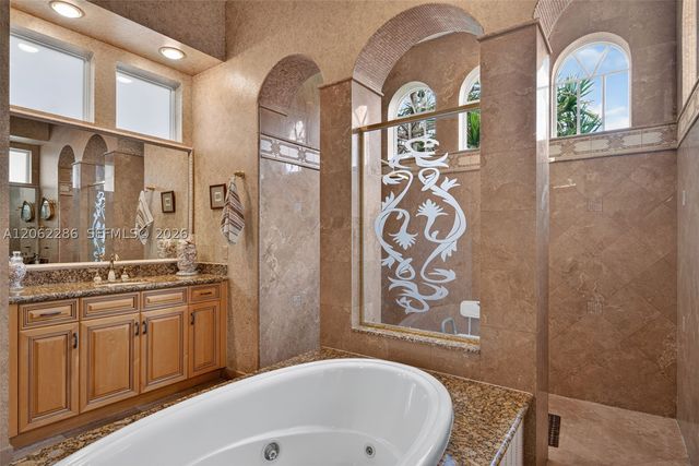 11867 NW 69th Pl, Parkland, FL 33076