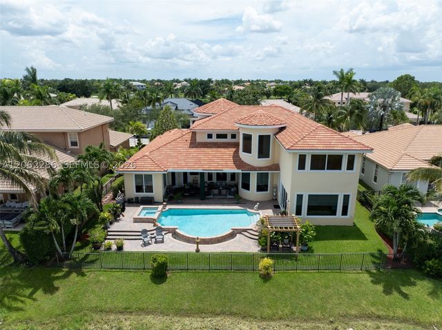 11867 NW 69th Pl, Parkland, FL 33076
