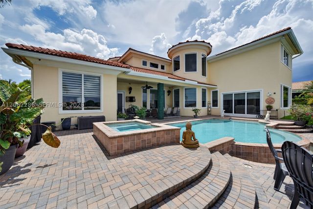 11867 NW 69th Pl, Parkland, FL 33076
