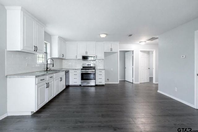 201 S High Ave, Tyler, TX 75702