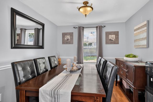 22 Byron St, Worcester, MA 01605