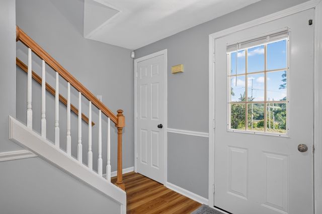 22 Byron St, Worcester, MA 01605