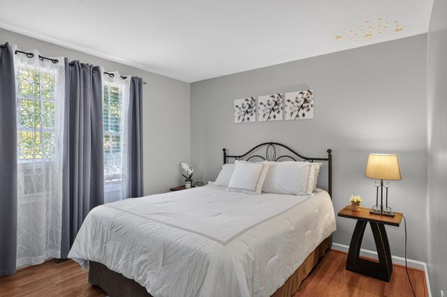 22 Byron St, Worcester, MA 01605