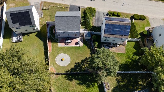 22 Byron St, Worcester, MA 01605
