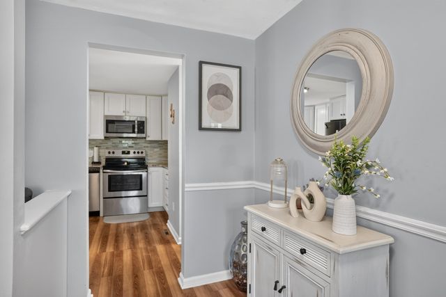 22 Byron St, Worcester, MA 01605