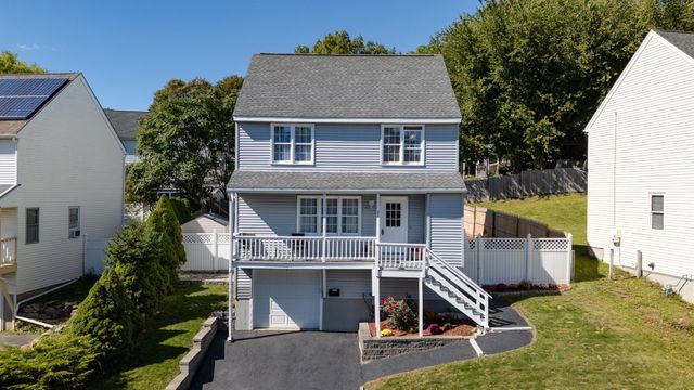 22 Byron St, Worcester, MA 01605