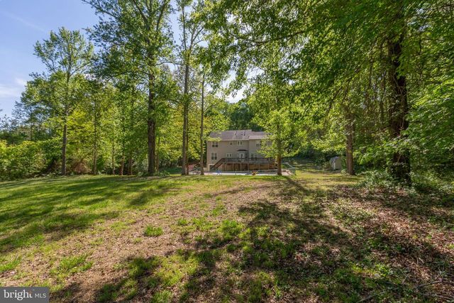 5 RETREAT LN, Fredericksburg, VA 22405