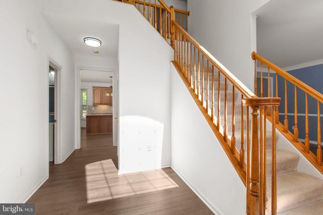 5 RETREAT LN, Fredericksburg, VA 22405